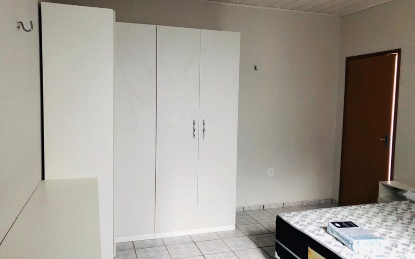 APTO NO RESIDENCIAL Rosa Vermelha MOBILIADO